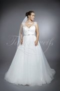 Wedding dress TW0117B - Wedding dress TW0117B A-line tulle transparent back sparkling Rhine stones train diamond buttons 1