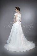 Wedding dress TW0177B - Wedding dress TW0177B front short back long tulle lace sensual feminine delicate pink belt 3
