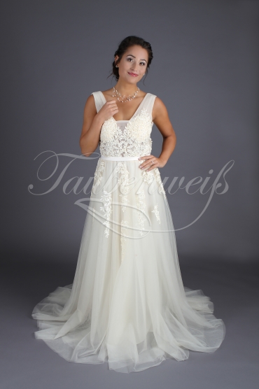 Wedding dress TW0110B - Wedding dress TW0110B nude look lace tulle beads train deep back sexy